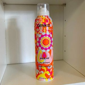 AMIKA dry shampoo 5.3oz